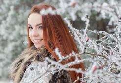 Як найкраще доглядати за волоссям взимку? Найкращі поради та засоби