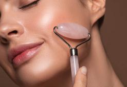 Спосіб зберегти молодість. Як робити масаж обличчя?